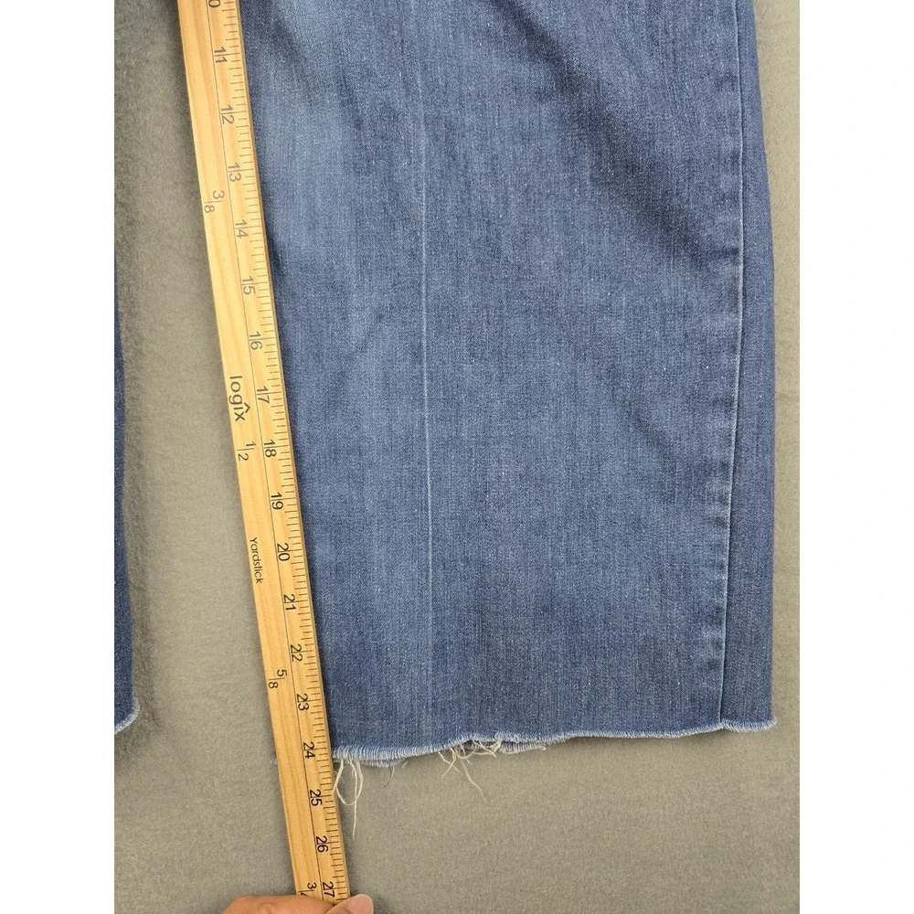 Vtg Levis High Waisted Wide Leg Jeans Blue Raw Hem White Tab Label Rare 28x24.5